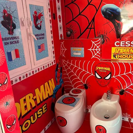 Spidermanhouse L Apartamento